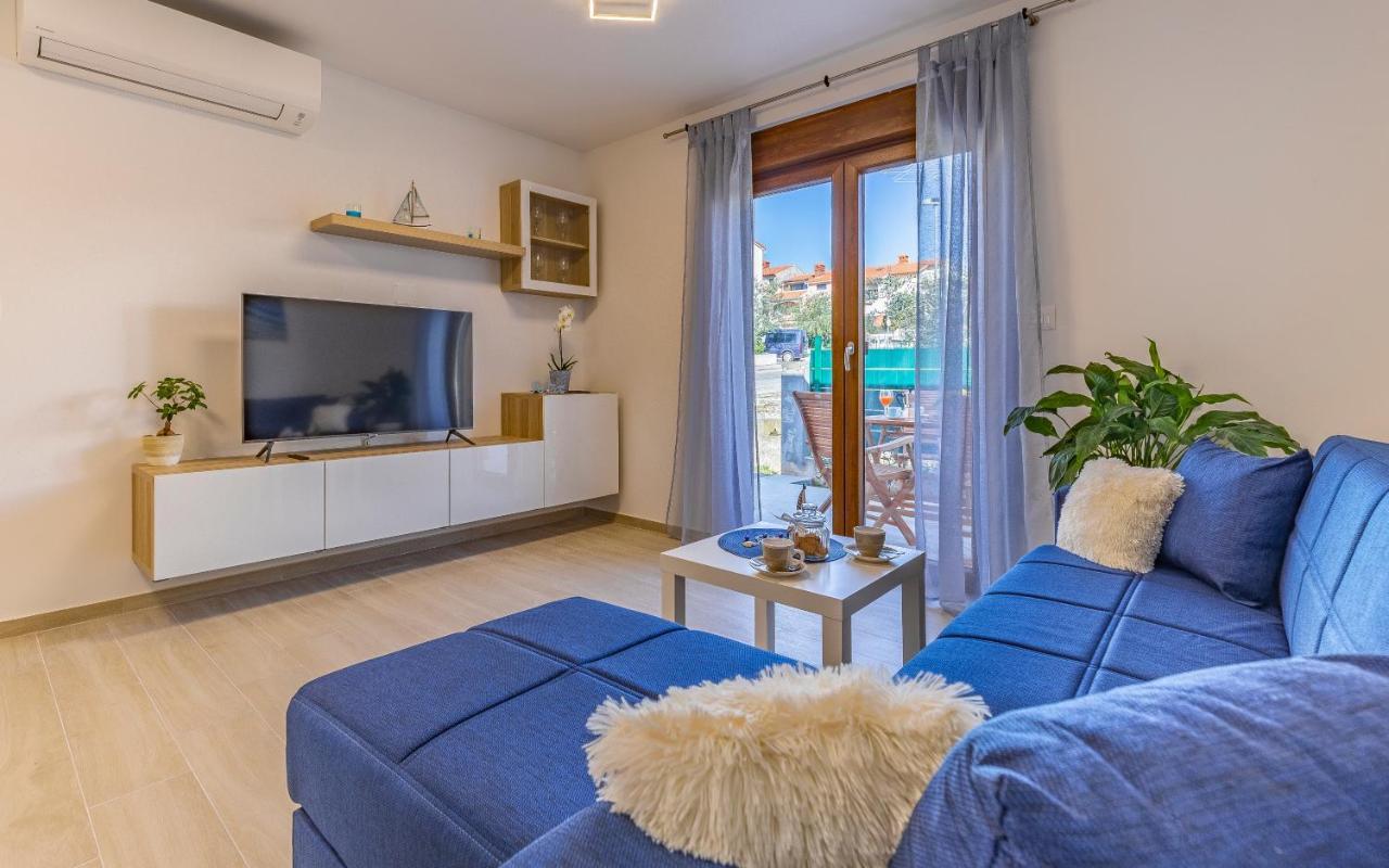 Apartment Blue Pula, New, Family Friendly, Comfortable, Free Parking And Wifi Kültér fotó