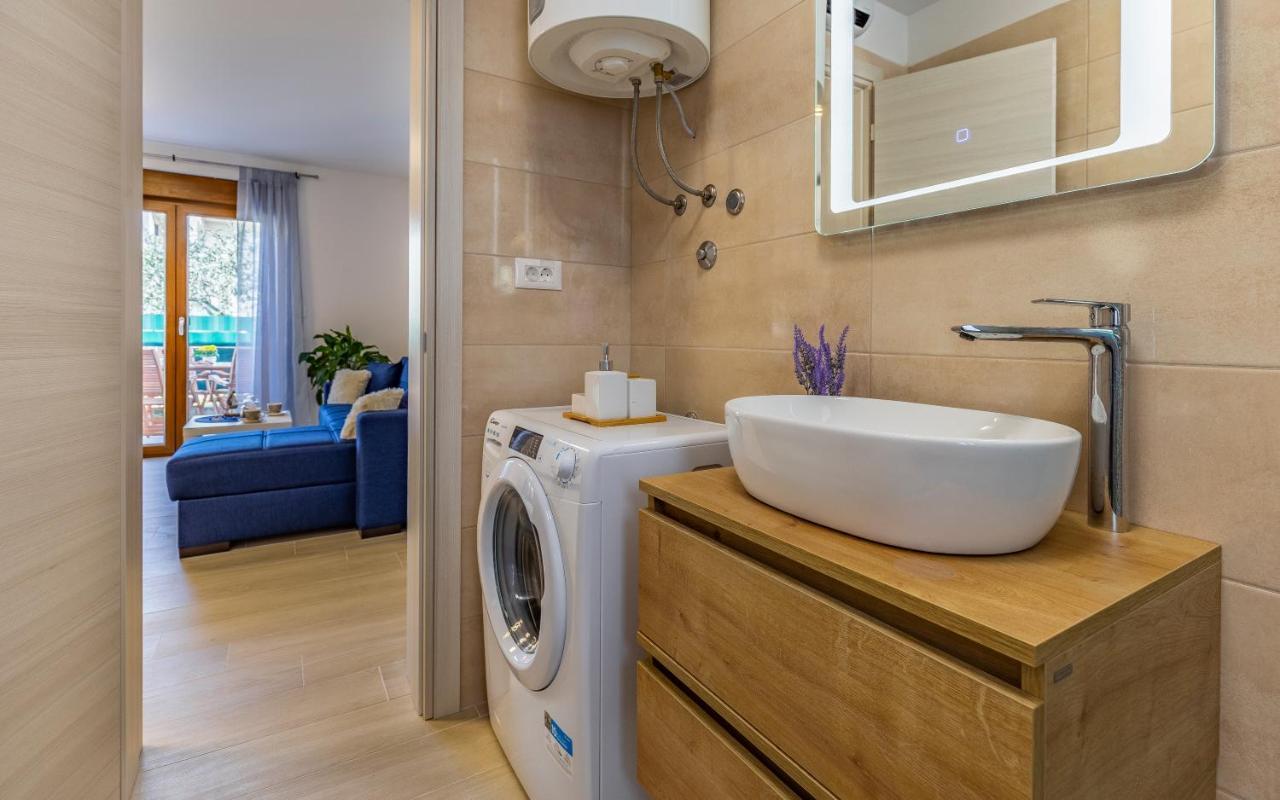 Apartment Blue Pula, New, Family Friendly, Comfortable, Free Parking And Wifi Kültér fotó